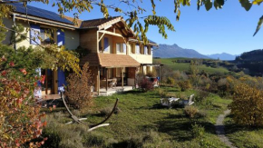 Noyers du Soleil, Chambre d'hôte avec petit déjeuner à proximité de Gap